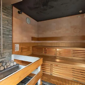 https://hotel-kaga.hotels-osaka.net